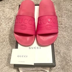 Authentic Gucci Women’s Pink Shoes Sandals Slides Flip Flops Size 8